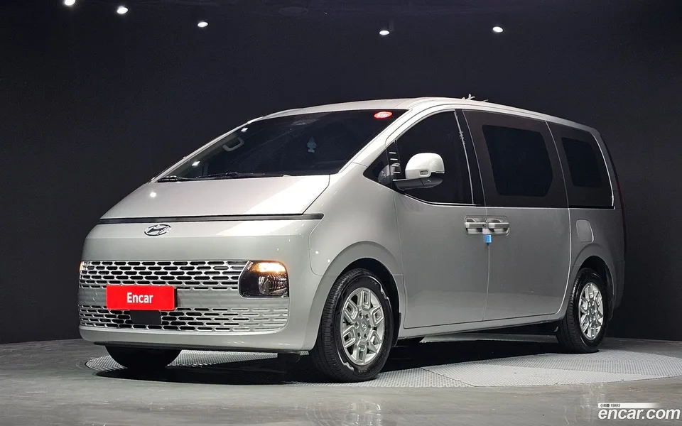 Hyundai Staria 2023