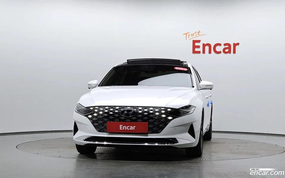 Hyundai Grandeur IG Hybrid 2022 — миниатюра 3