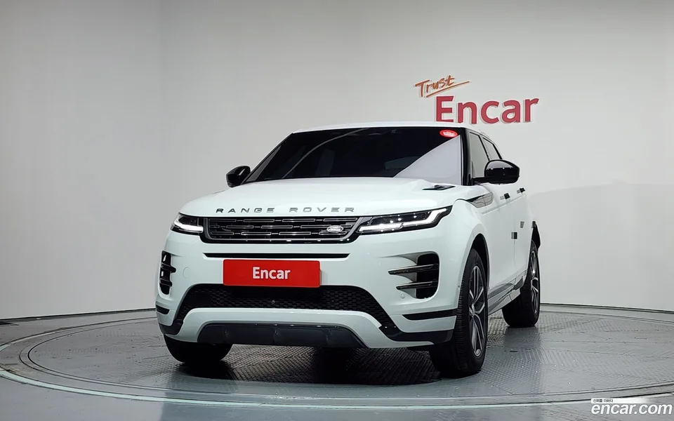 Land Rover Range Rover Evoque P250 SE 2024 — thumbnail 3