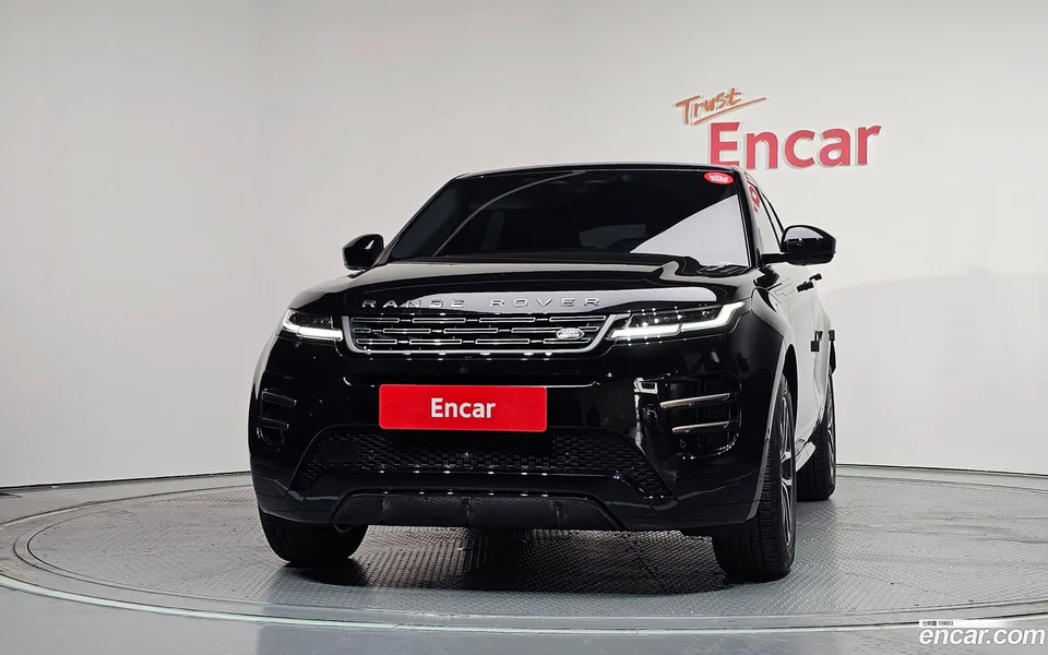 Land Rover Range Rover Evoque P250 SE 2025 — thumbnail 3