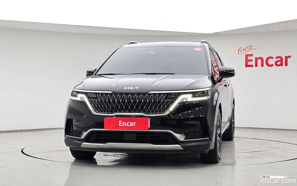 Kia Carnival 9 2022 — thumbnail 3