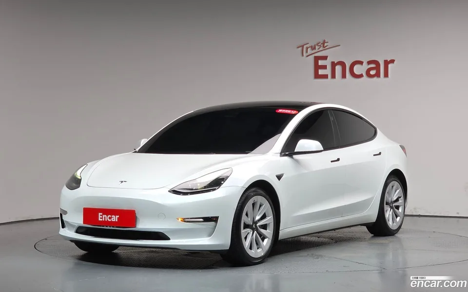 Tesla Model 3 AWD 2022 — фото 1, купить с доставкой в Москву