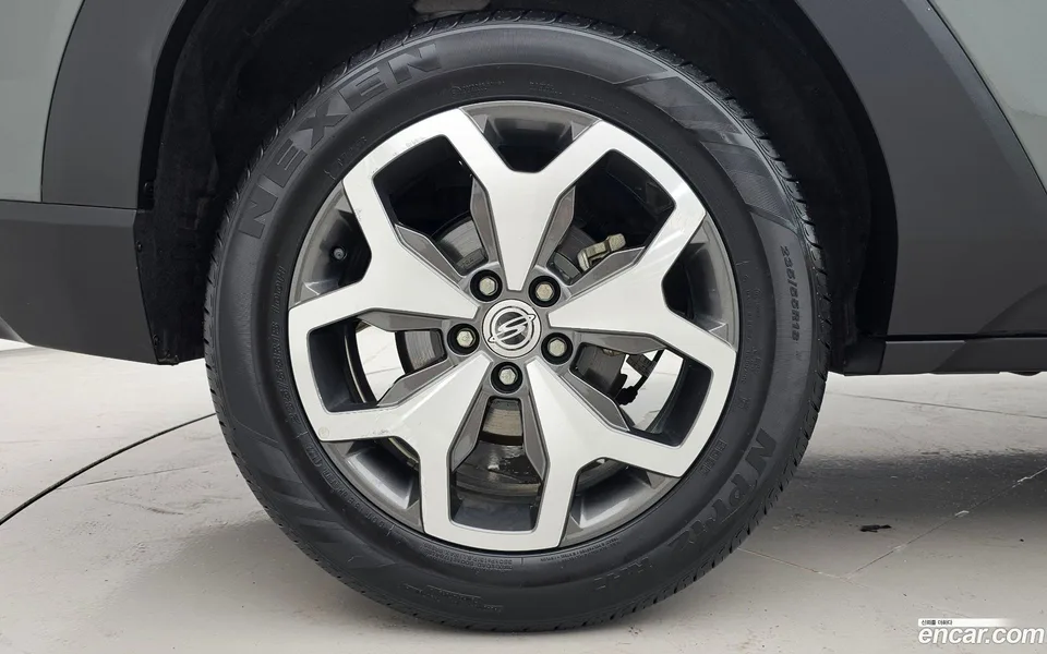 KG Mobility Torres 1.5 2WD 2022 — thumbnail 5