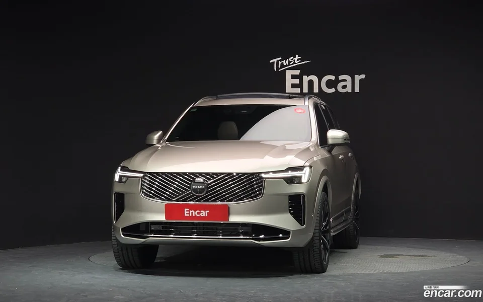 Volvo XC90 B6 2026 — thumbnail 3