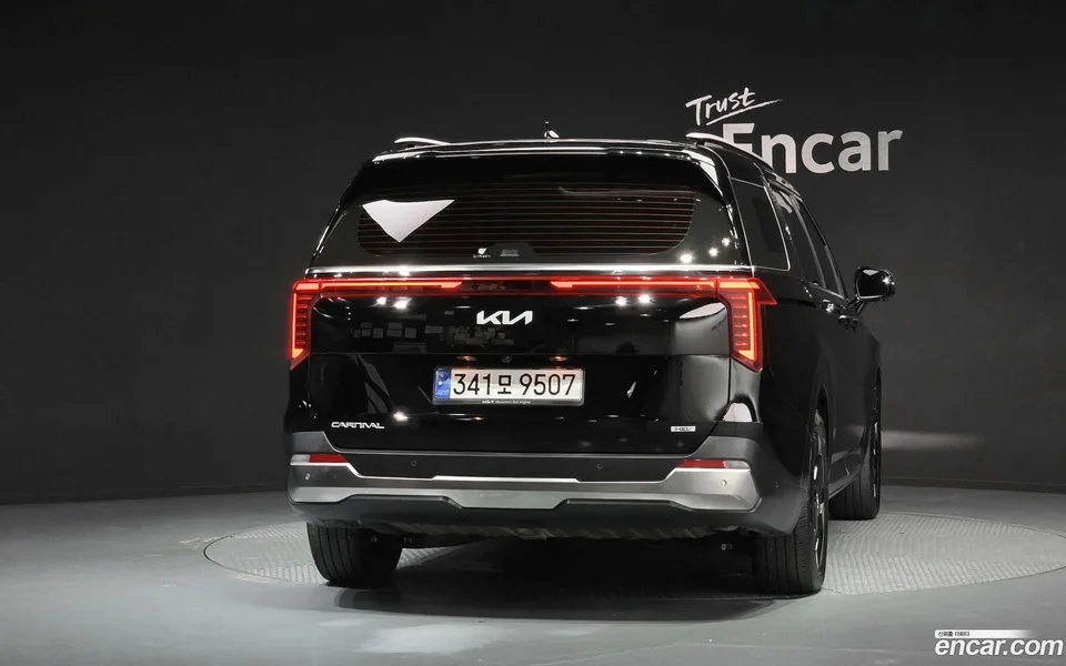 Kia Carnival HEV 7 2024 — thumbnail 4