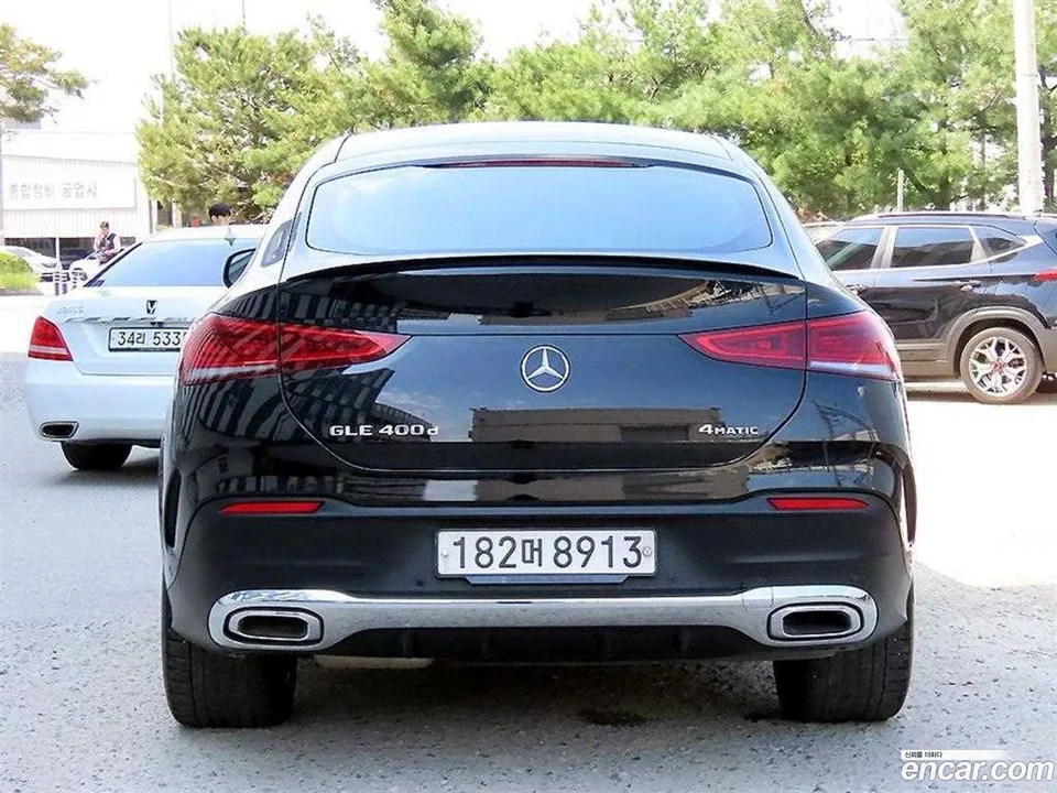 Mercedes-Benz GLE-Class GLE400d 4MATIC 2023 — thumbnail 4