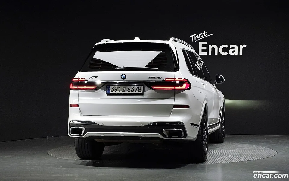 BMW X7 xDrive 40i M 6 2023 — thumbnail 4