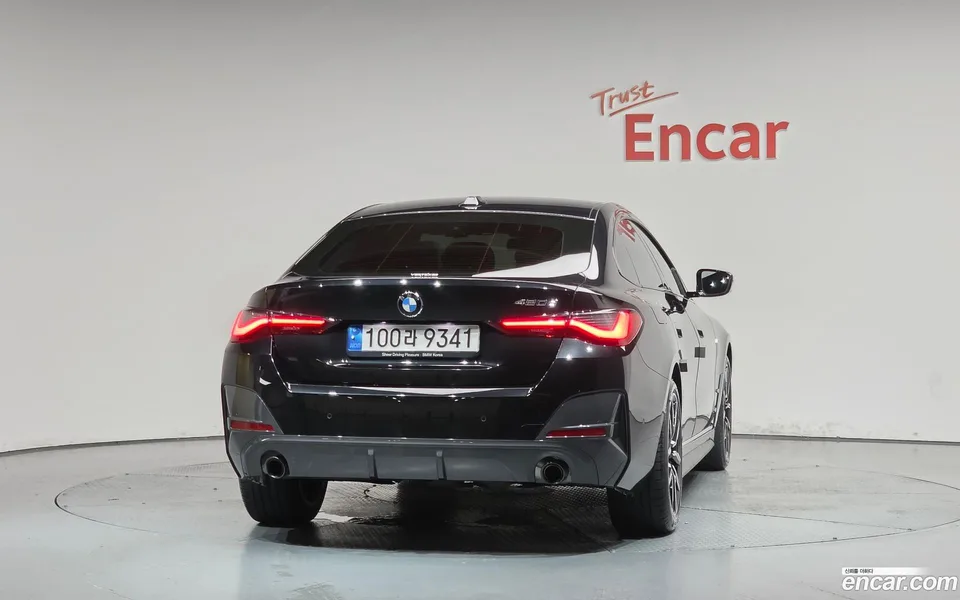 BMW 4 Series 420d M 2022 — thumbnail 4