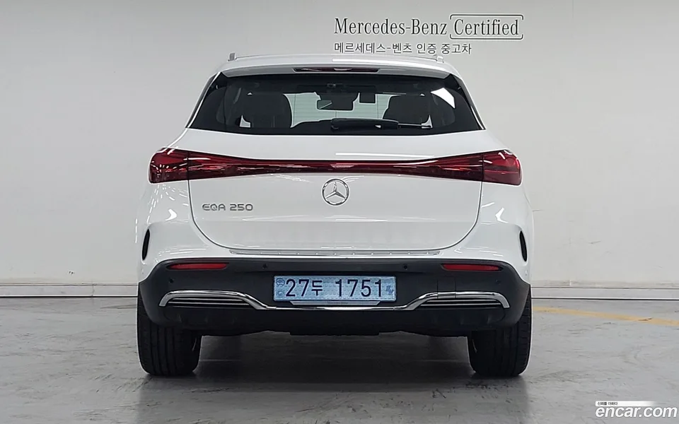 Mercedes-Benz EQA EQA250 AMG 2025 — thumbnail 4