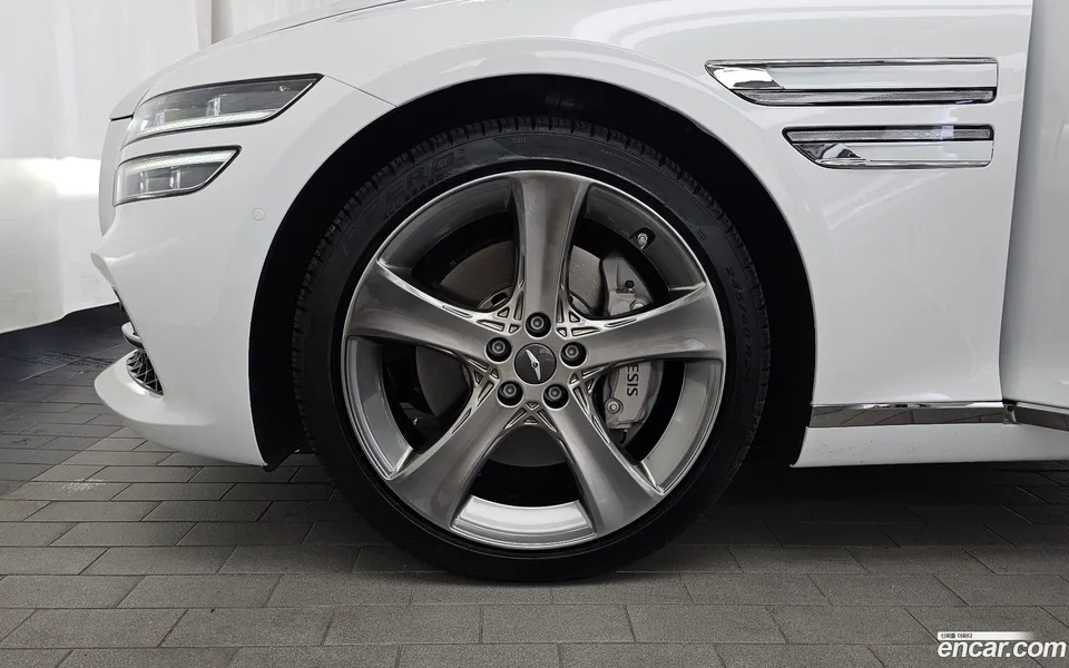 Genesis G80 2.5 AWD 2023 — thumbnail 5