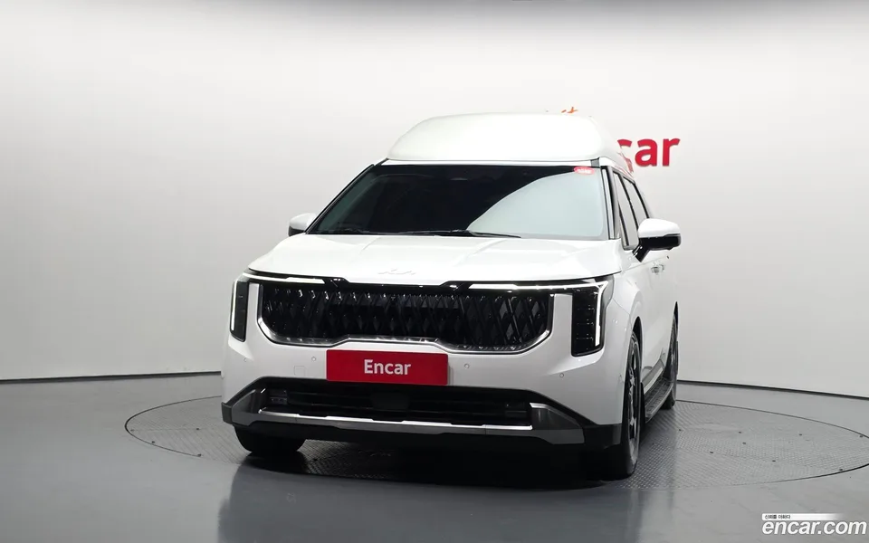 Kia Carnival 9 2024 — thumbnail 3