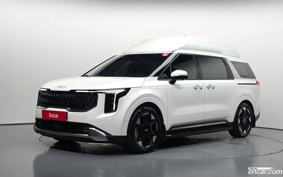 Kia Carnival 9 2024 — photo 1, buy with delivery to Moscow