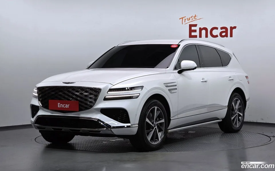 Genesis GV80 2.5T 2WD 2025 — photo 1, buy with delivery to Moscow
