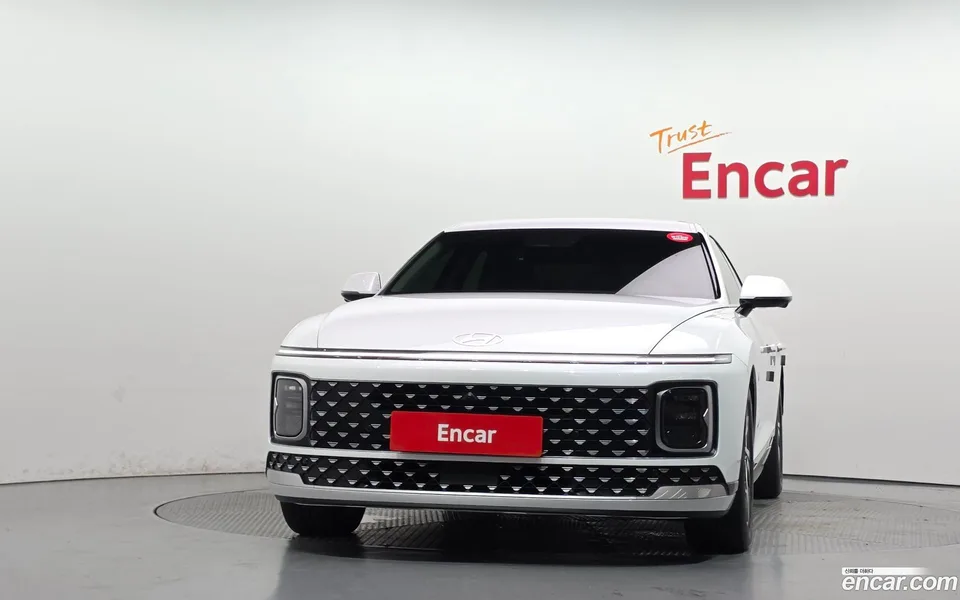 Hyundai Grandeur Hybrid 2025 — thumbnail 3