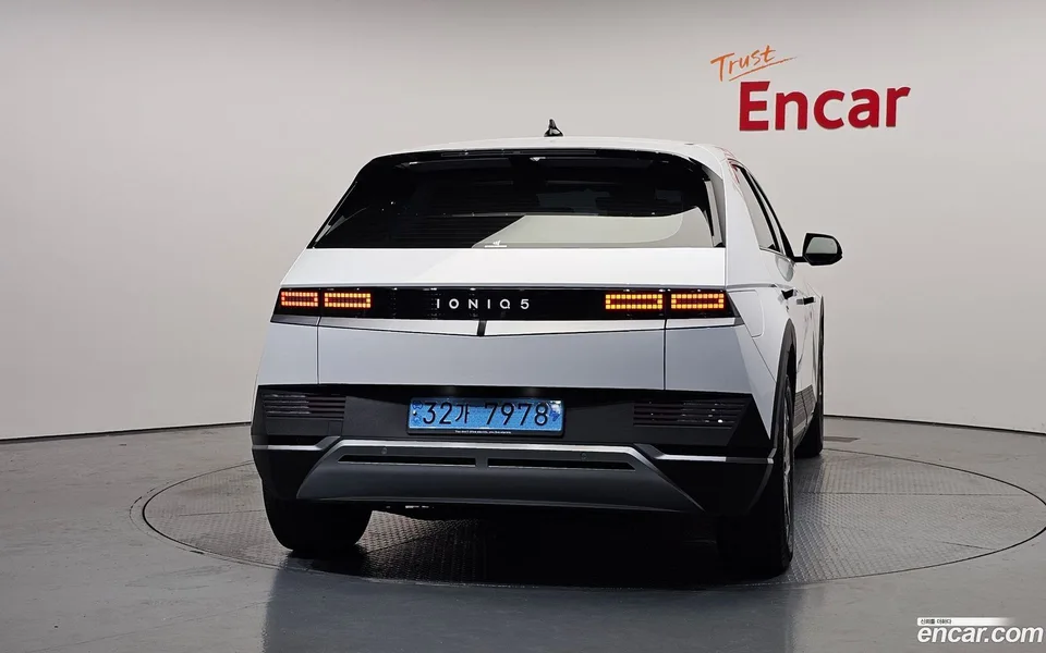 Hyundai Ioniq 5 2022 — thumbnail 4