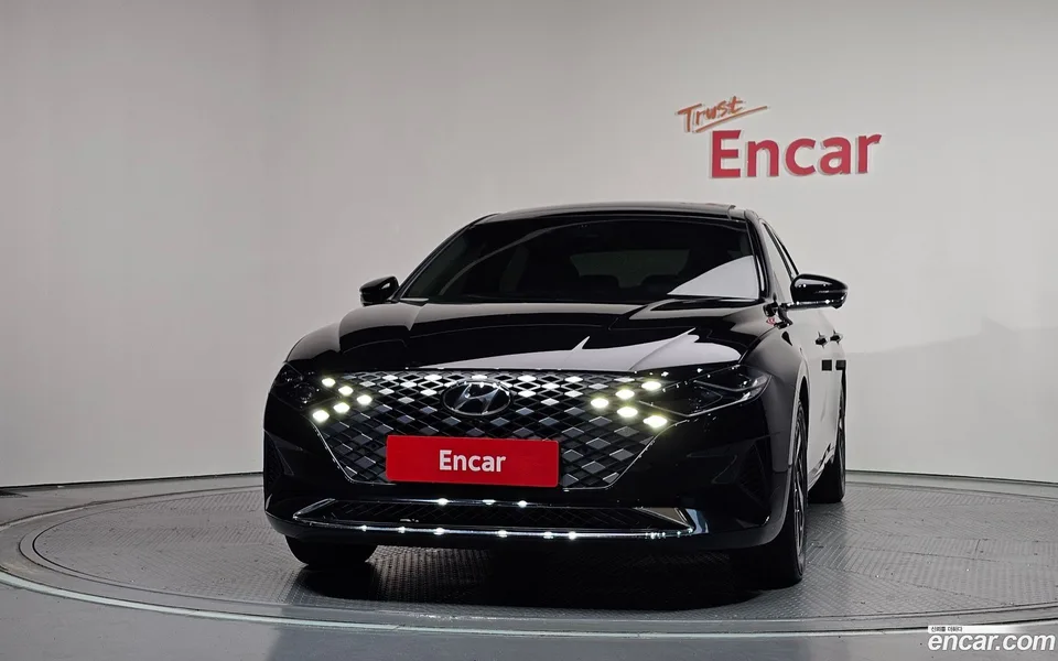 Hyundai Grandeur IG Hybrid 2022 — thumbnail 3