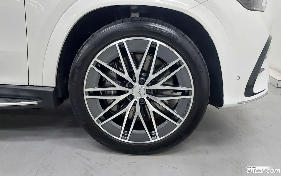 Mercedes-Benz GLE-Class AMG GLE53 4MATIC+ 2025 — thumbnail 2