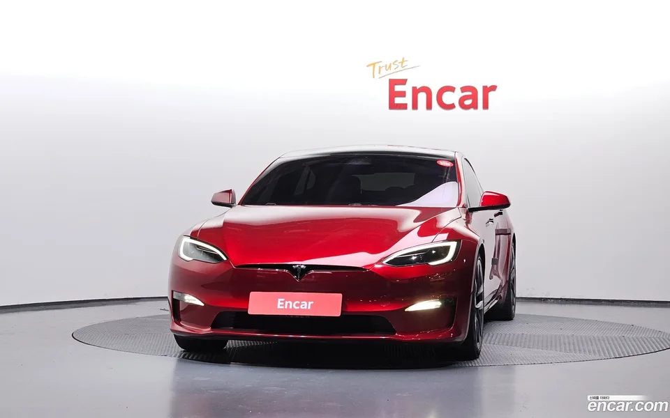 Tesla Model S 2023 — thumbnail 3