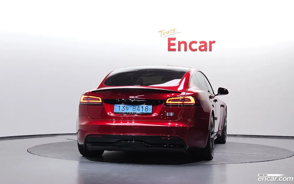 Tesla Model S 2023 — thumbnail 4