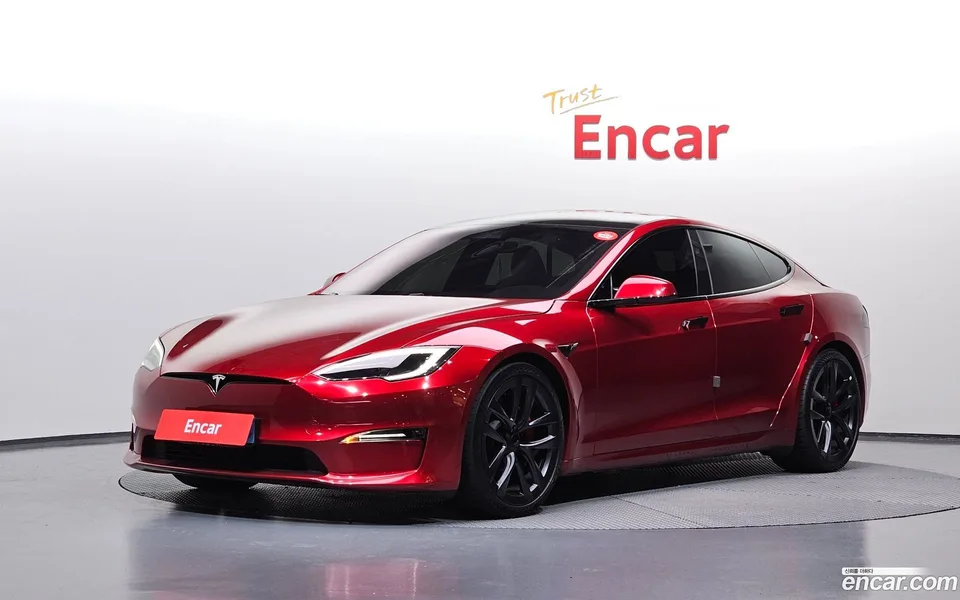 Tesla Model S 2023 — photo 1, buy with delivery to Moscow
