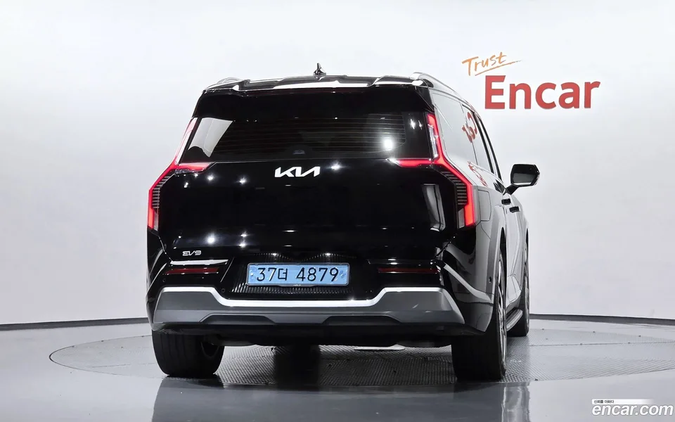 Kia EV9 4WD 2023 — thumbnail 4