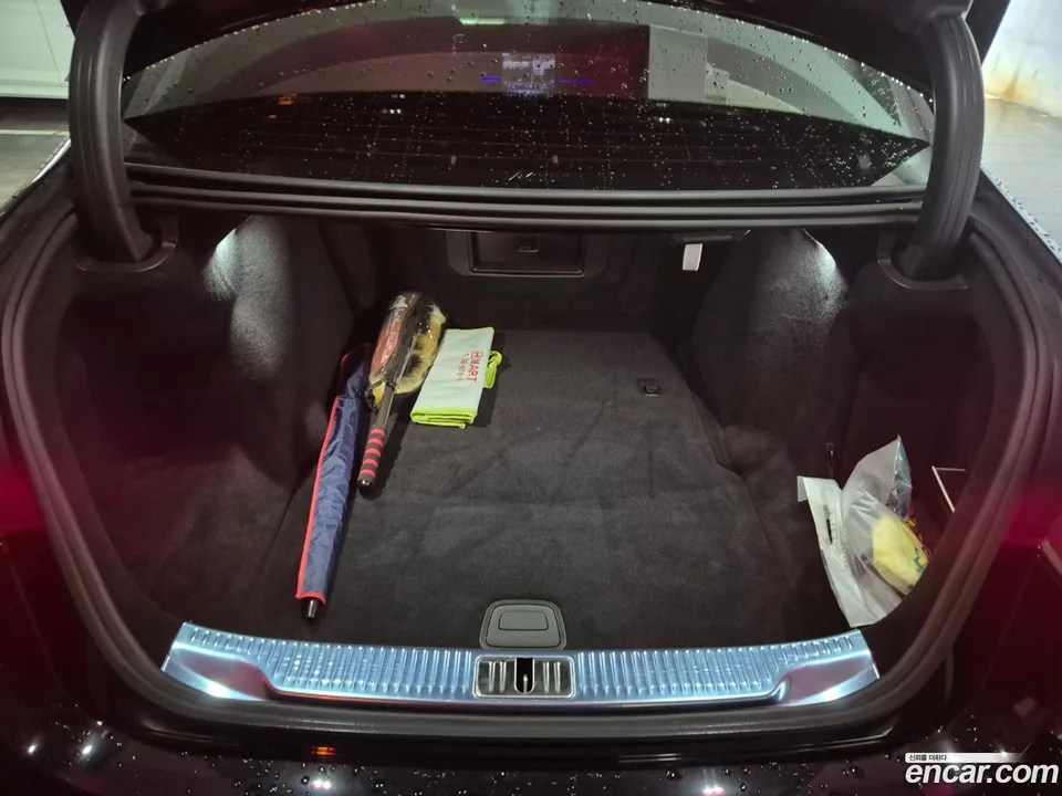 Mercedes-Benz S-Class S350 d 4MATIC 2025 — thumbnail 3