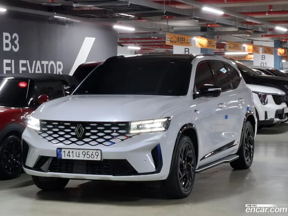 Renault Samsung Grand Koleos 1.5 E-TECH 2WD 2024 — photo 1, buy with delivery to Moscow