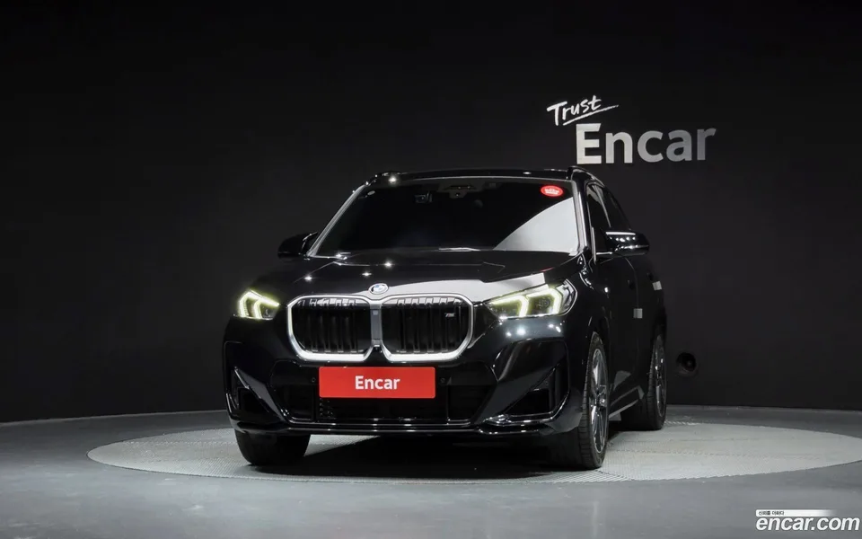 BMW X1 M35i xDrive 2025 — thumbnail 3