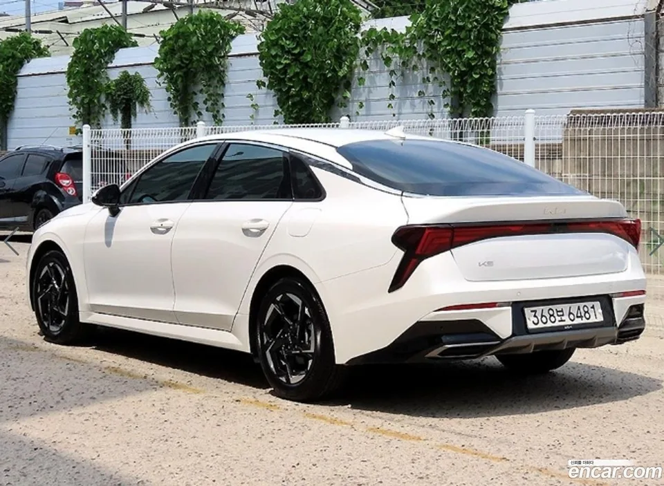 Kia K5 2.0 LPi() 2024 — thumbnail 3