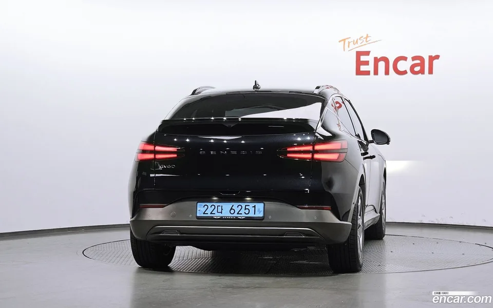 Genesis GV60 AWD 2024 — thumbnail 4