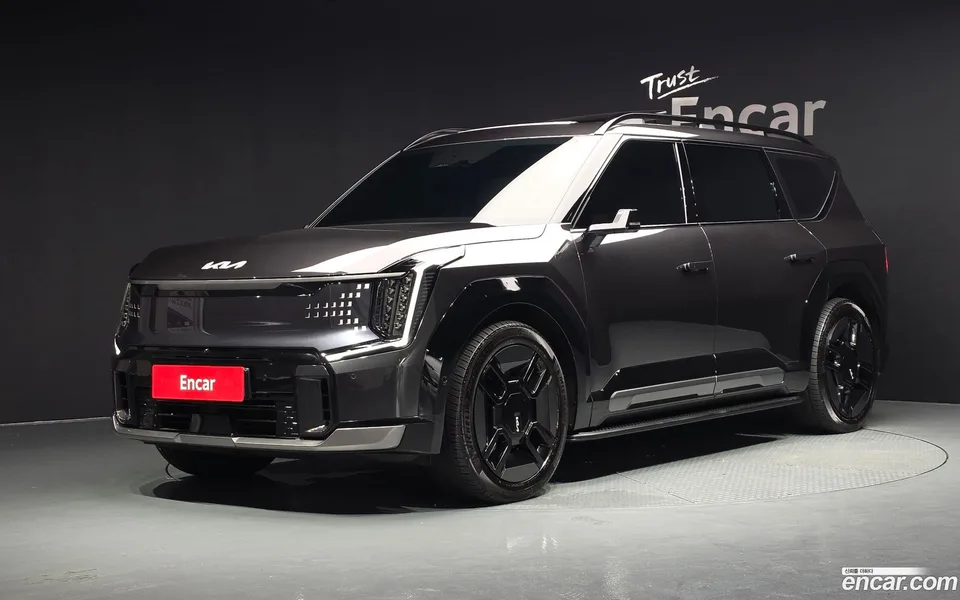 Kia EV9 4WD 2024 — photo 1, buy with delivery to Moscow