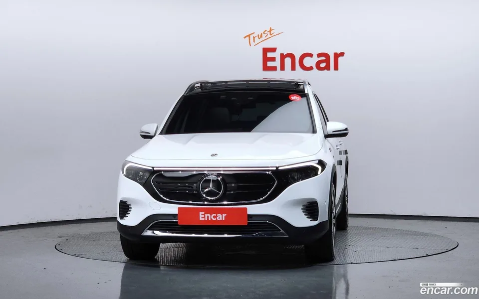 Mercedes-Benz EQB EQB300 4MATIC 2023 — thumbnail 3