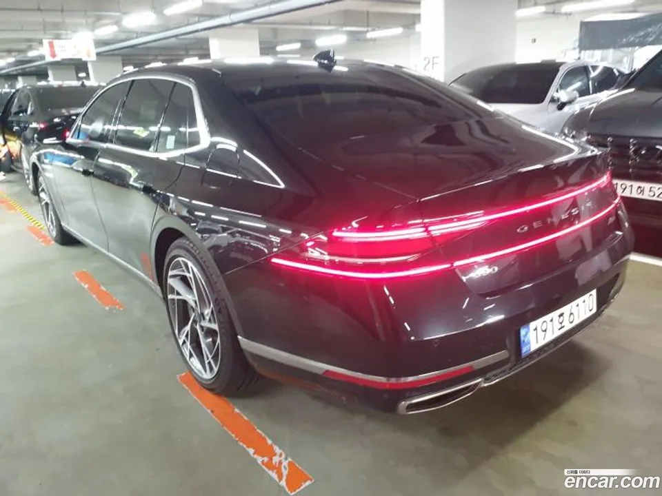 Genesis G90 3.5 AWD 2023 — thumbnail 2