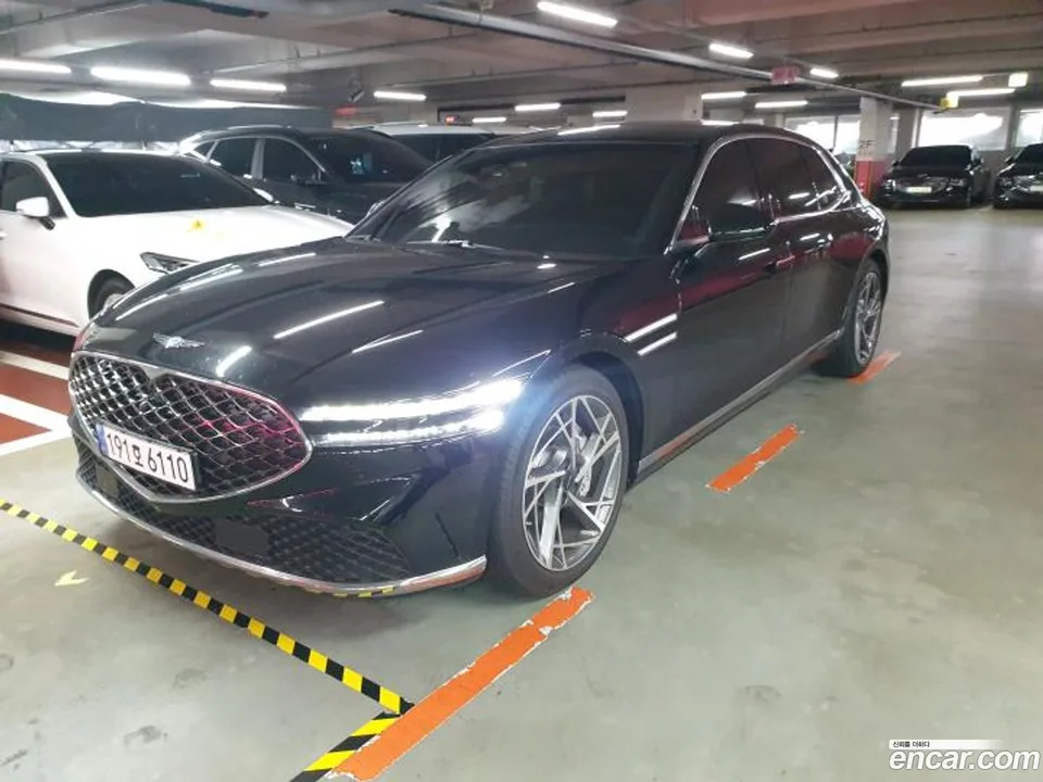 Genesis G90 3.5 AWD 2023 — photo 1, buy with delivery to Moscow