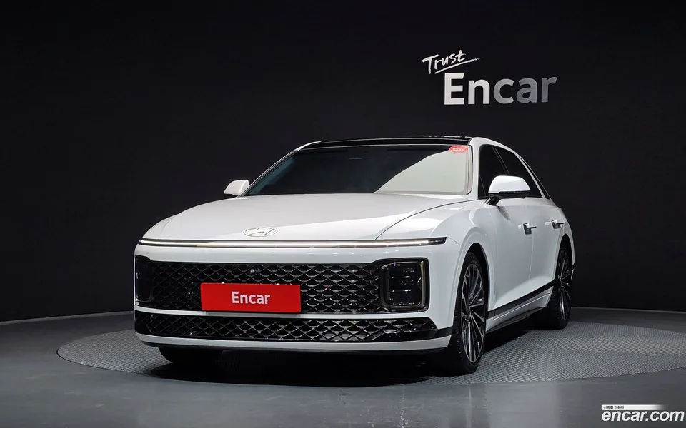 Hyundai Grandeur Hybrid 2023 — thumbnail 3