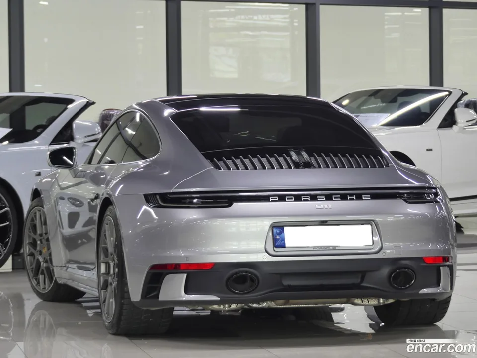 Porsche 911 (992) 4 2024 — thumbnail 3