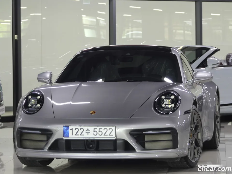 Porsche 911 (992) 4 2024 — photo 1, buy with delivery to Moscow