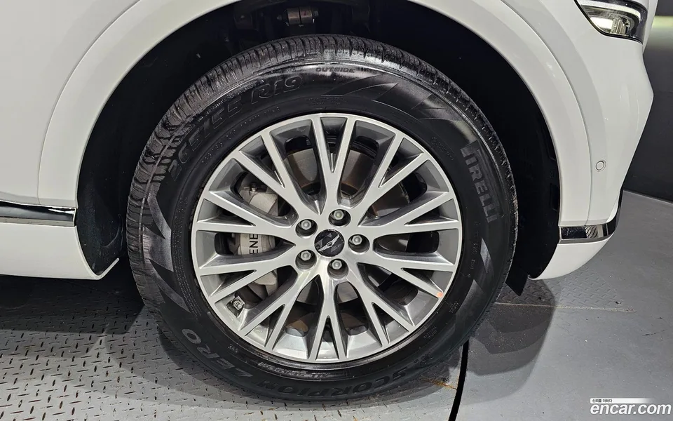 Genesis GV80 2.5T 2WD 2024 — thumbnail 2