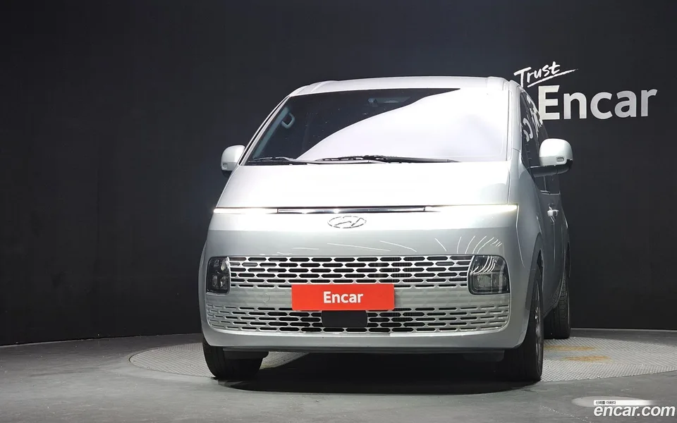 Hyundai Staria 11 2022 — thumbnail 3