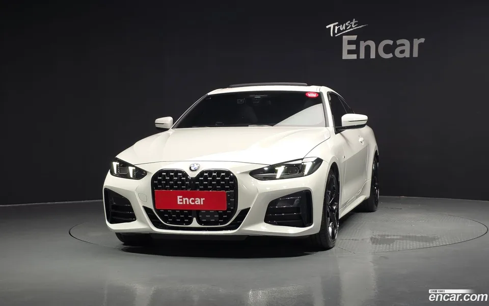 BMW 4 Series 420i M 2024 — thumbnail 3
