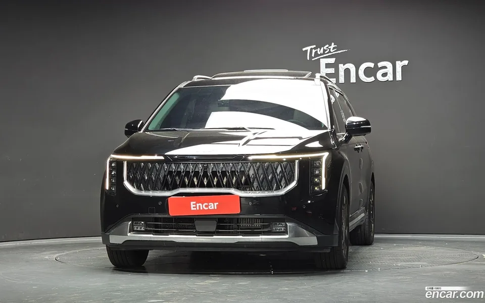 Kia Carnival 9 2024 — thumbnail 3