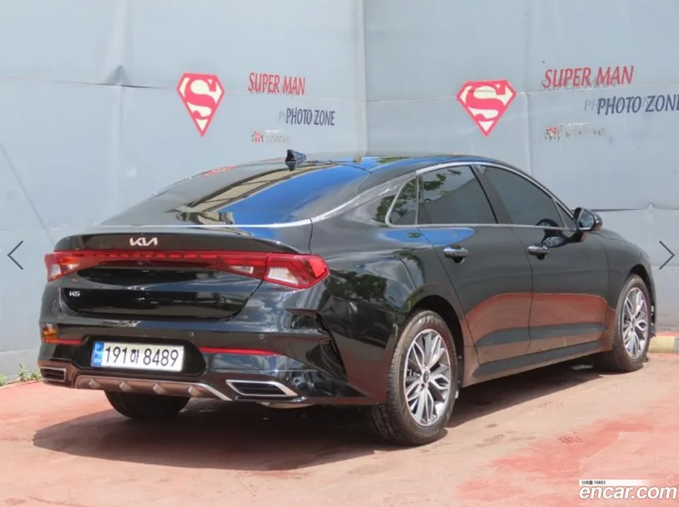 Kia K5 2.0 2023 — thumbnail 3