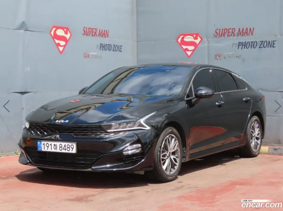 Kia K5 2.0 2023 — photo 1, buy with delivery to Moscow