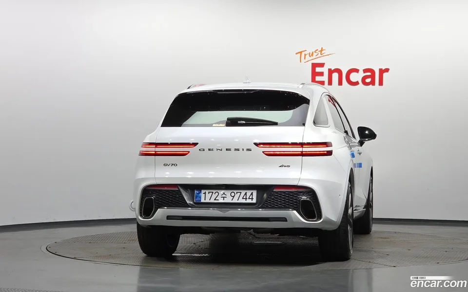 Genesis GV70 2.5T AWD 2024 — миниатюра 4