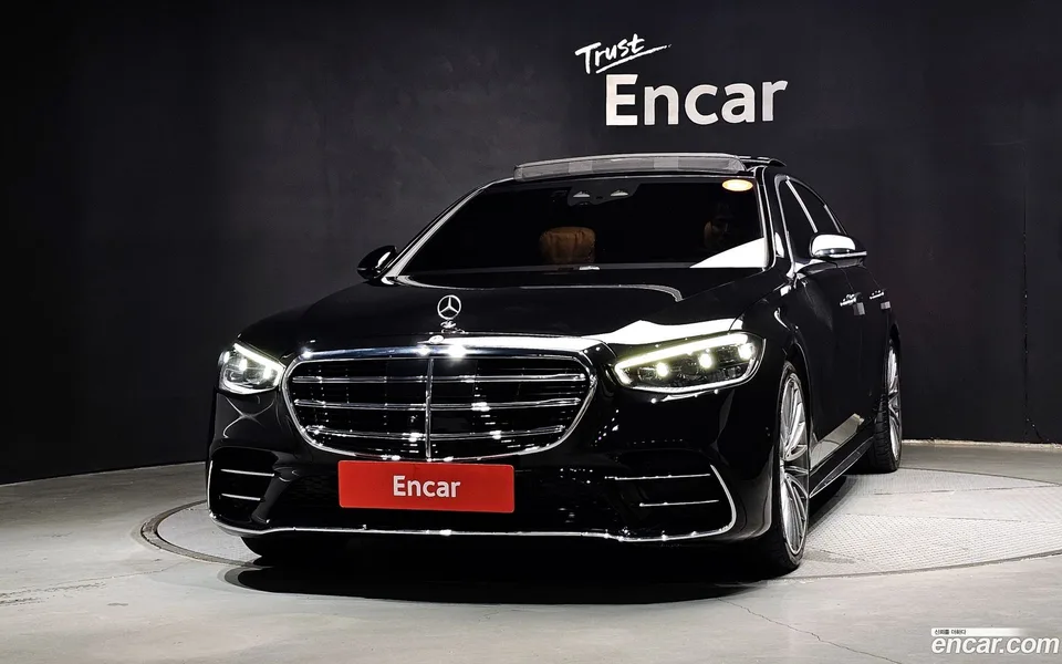 Mercedes-Benz S-Class S500L 4MATIC 2024 — thumbnail 3