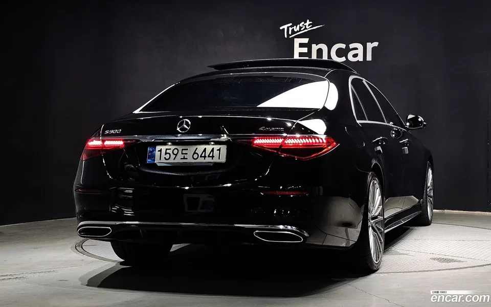 Mercedes-Benz S-Class S500L 4MATIC 2024 — thumbnail 4