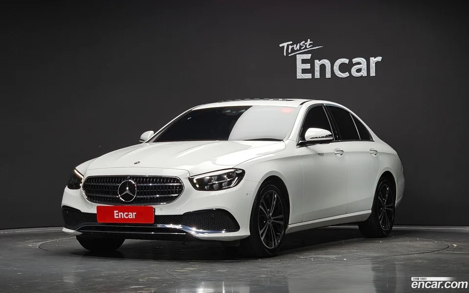Mercedes-Benz E-Class E250 2022 — photo 1, buy with delivery to Moscow