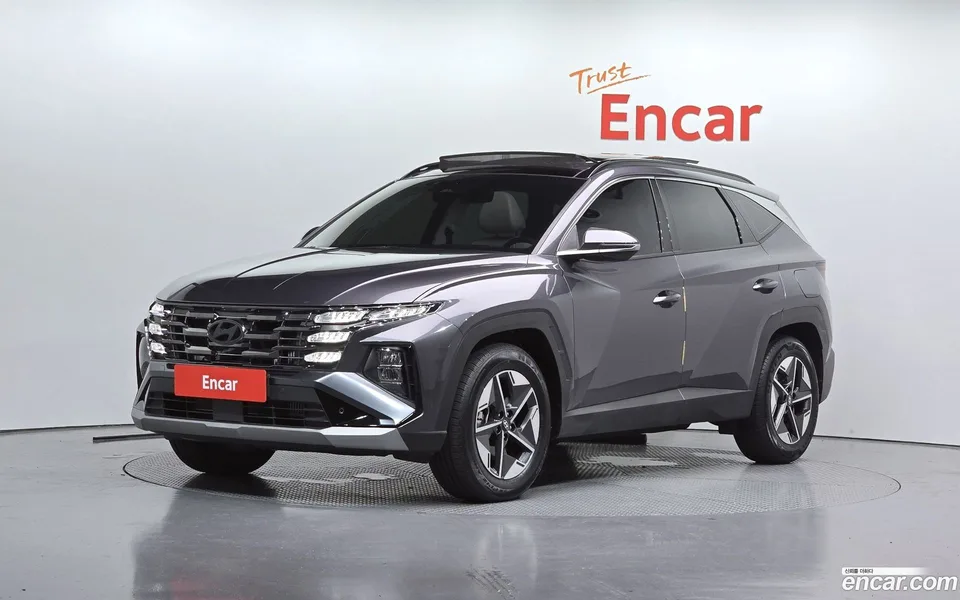 Hyundai Tucson NX4 1.6 2WD 2024 — photo 1, buy with delivery to Moscow
