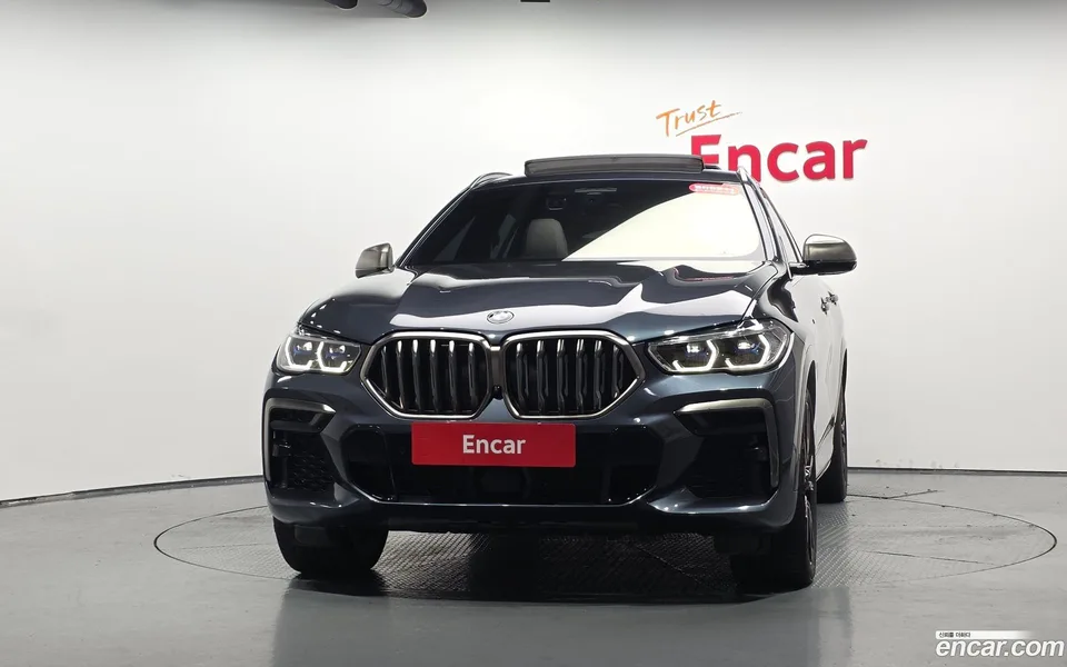 BMW X6 M50i 2022 — thumbnail 3