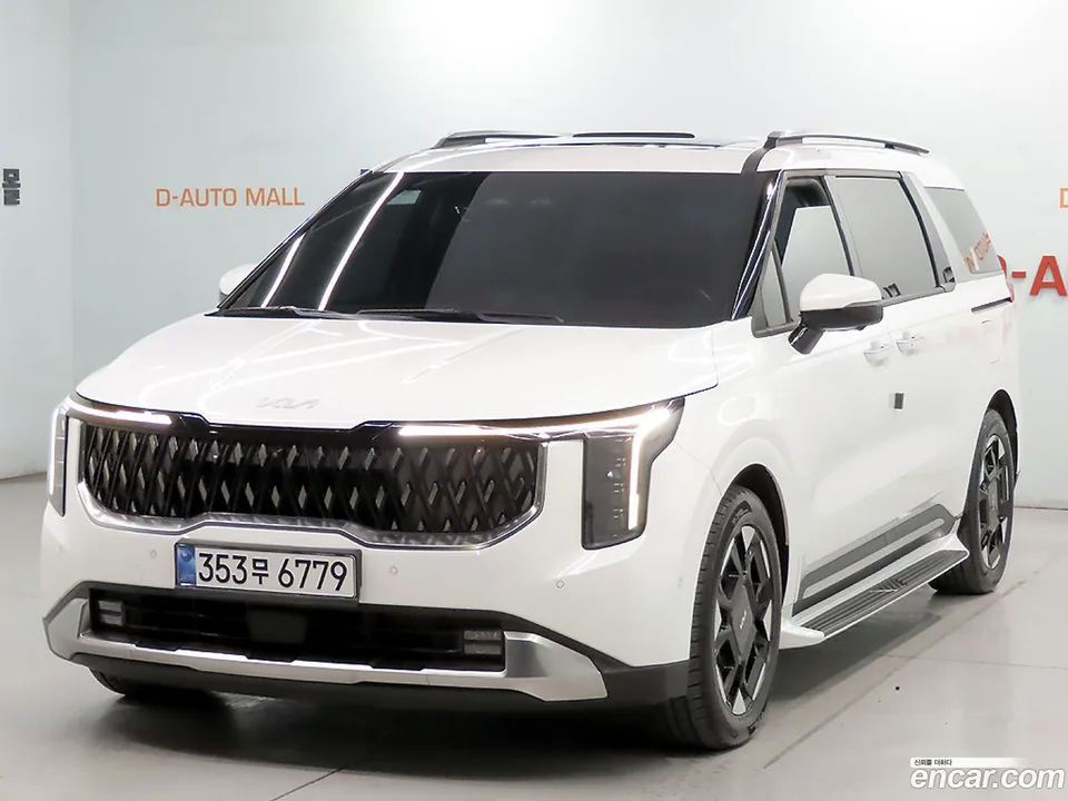Kia Carnival 9 2023 — photo 1, buy with delivery to Moscow